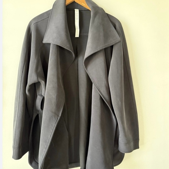 Lululemon Athletica Olive Blazer - Picture 6 of 6